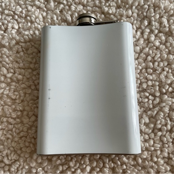Stainless steel 8oz flask - Picture 3 of 7